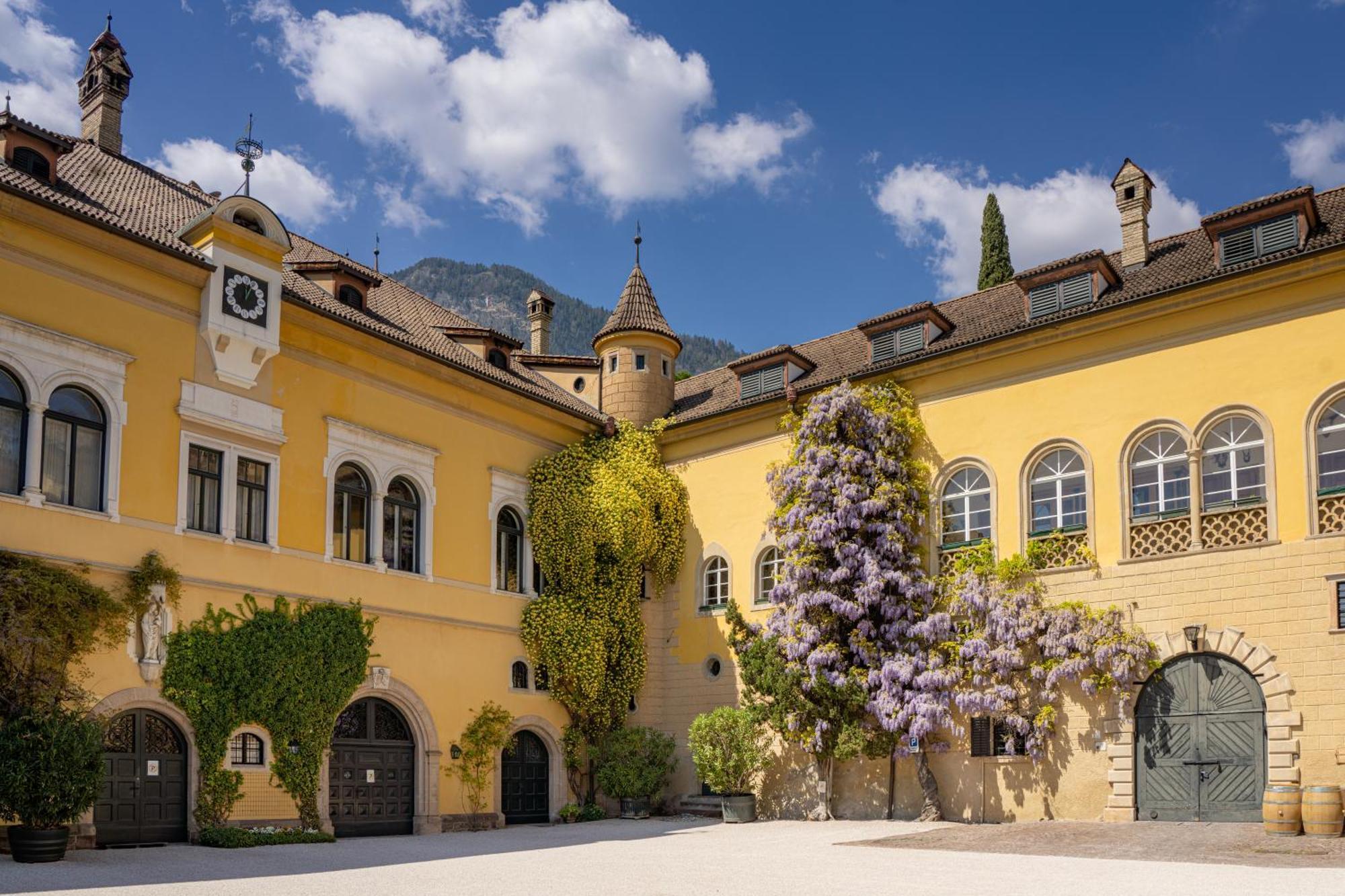 Castel Sallegg Suites Adults Only Caldaro Exterior foto