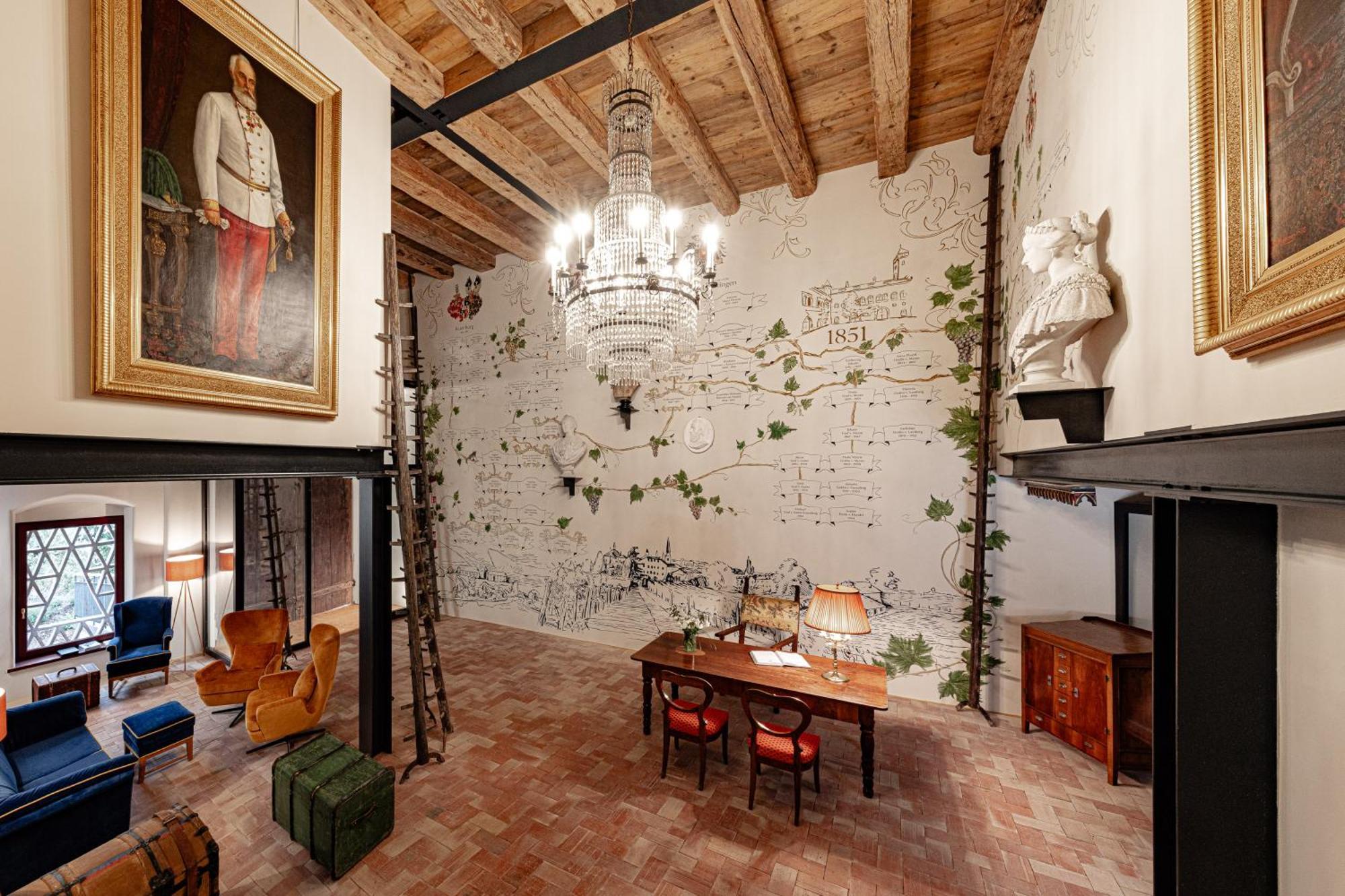 Castel Sallegg Suites Adults Only Caldaro Exterior foto